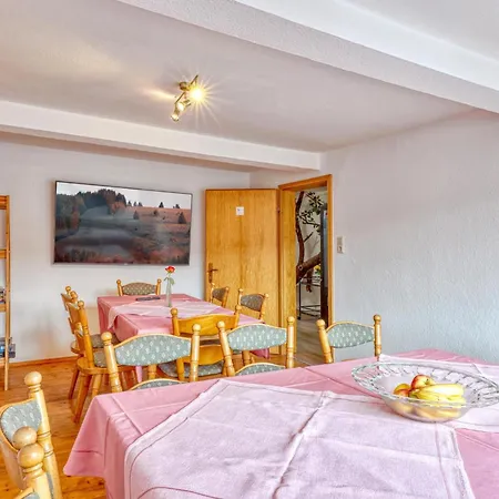 Lovely In Bischofsheim With Wifi Apartamento Gersfeld