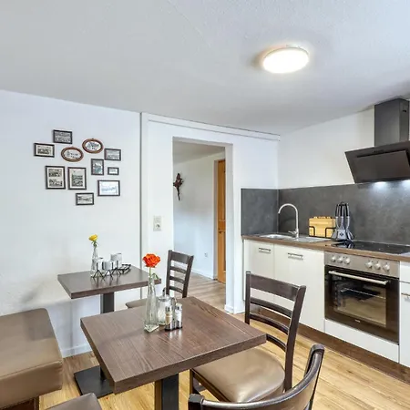 Lovely In Bischofsheim With Wifi Apartamento