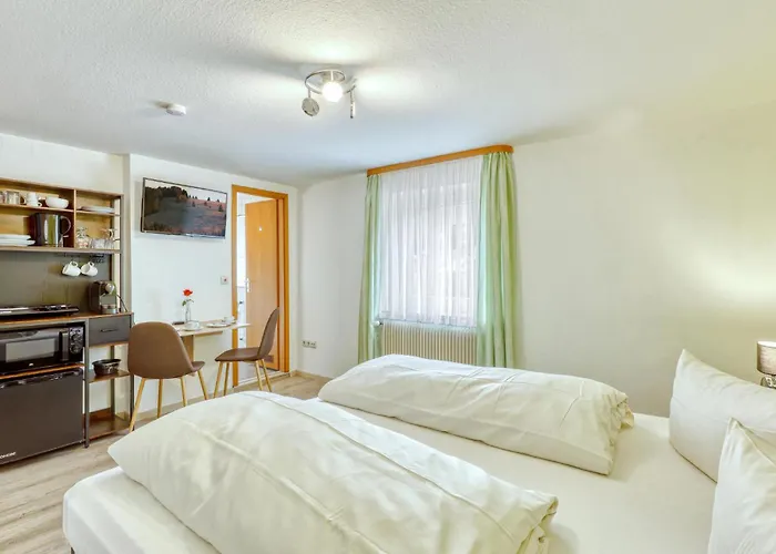 Lovely In Bischofsheim With Wifi * Герсфельд